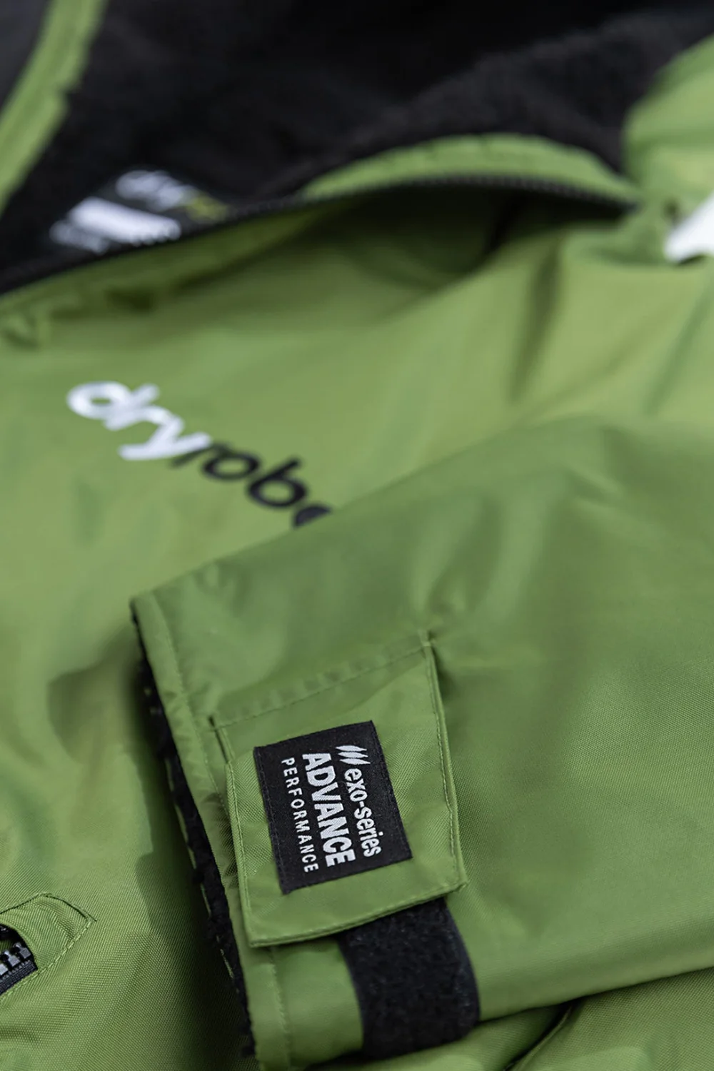 Dryrobe Advance Long Sleeve Changing Robe Forest Green/Black - Image 8