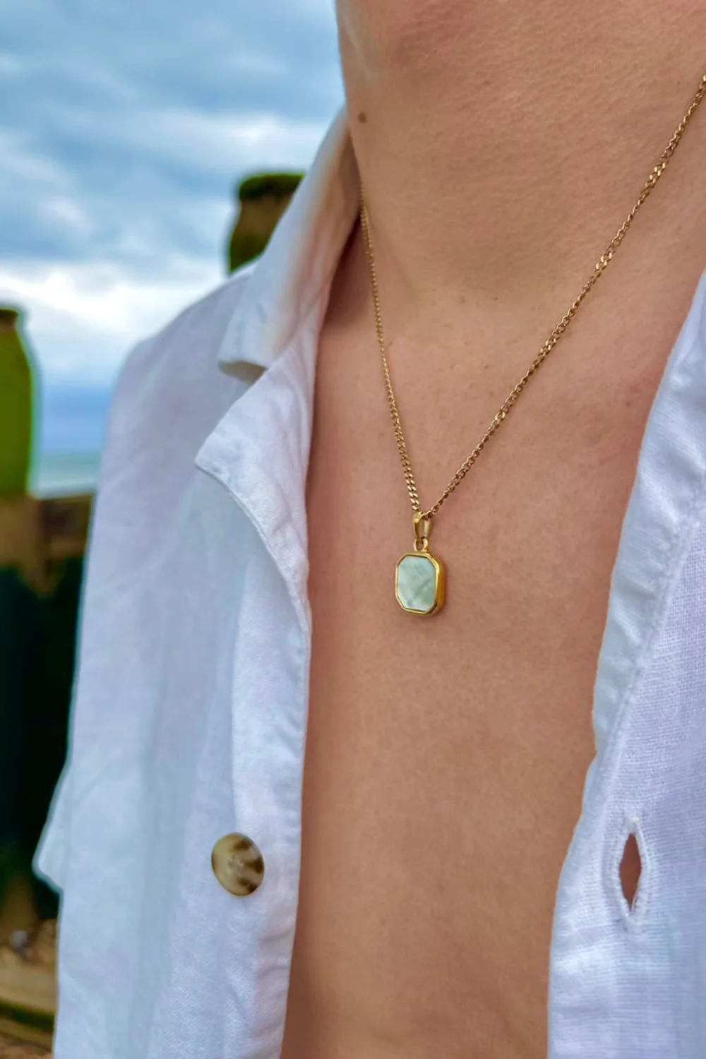 Ocean Jewel Pearl Shell Stone Pendant Necklace Gold - Image 2