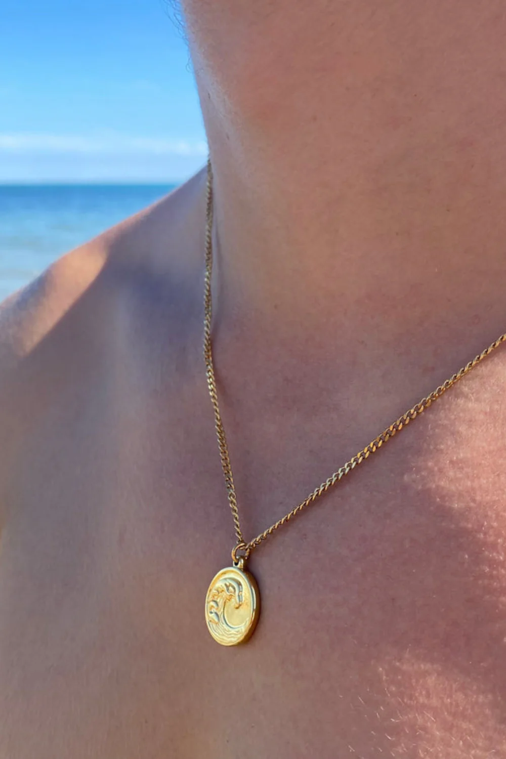 Ocean Jewel Wave Pendant Necklace Gold - Image 3