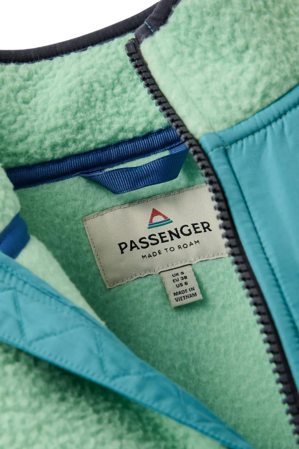Passenger Home Womens Recycled Sherpa Fleece Seafoam - Image 2