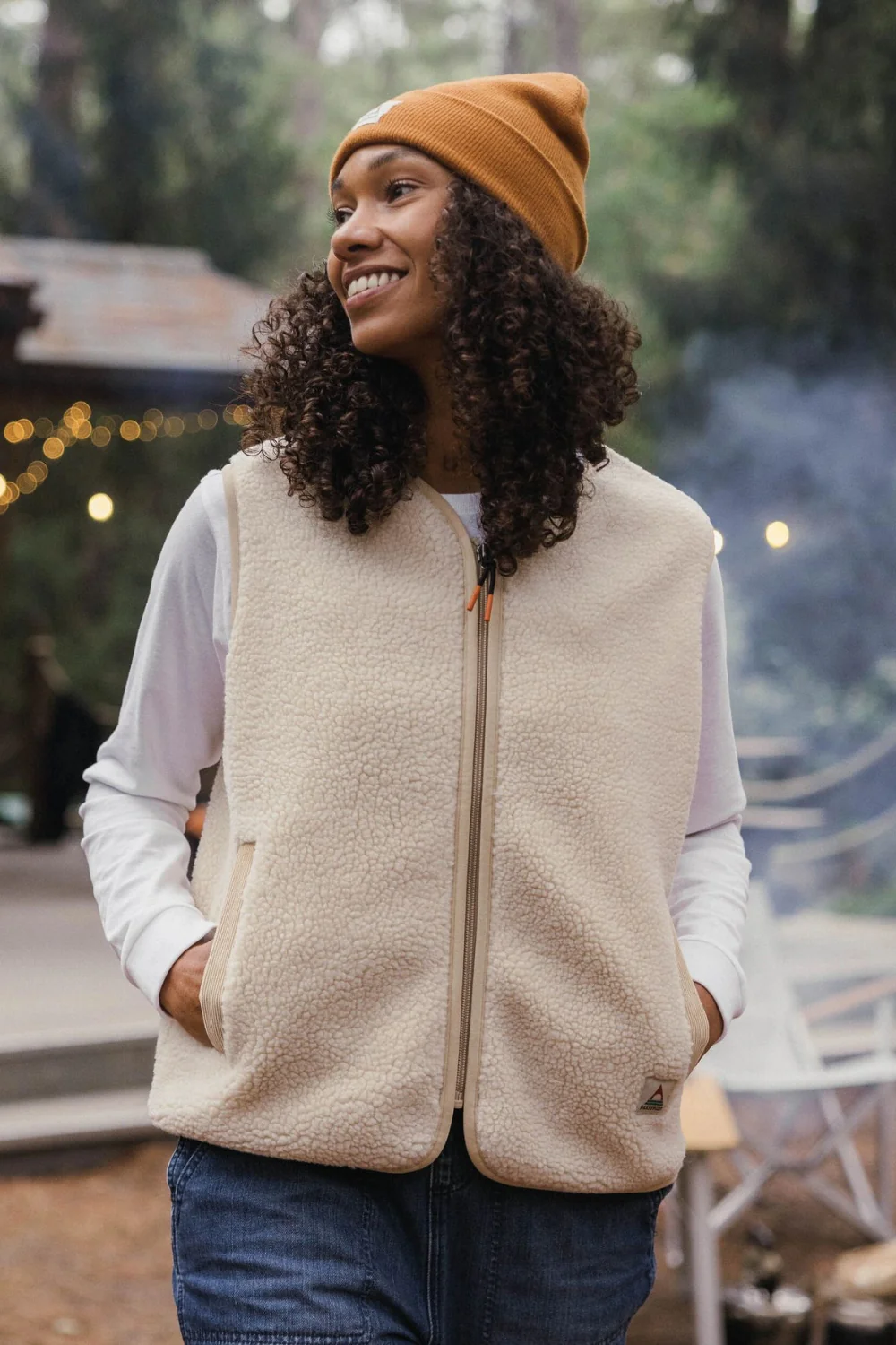 Passenger Tawny Womens Collarless Deep-Pile Sherpa Gilet Oat - Image 3
