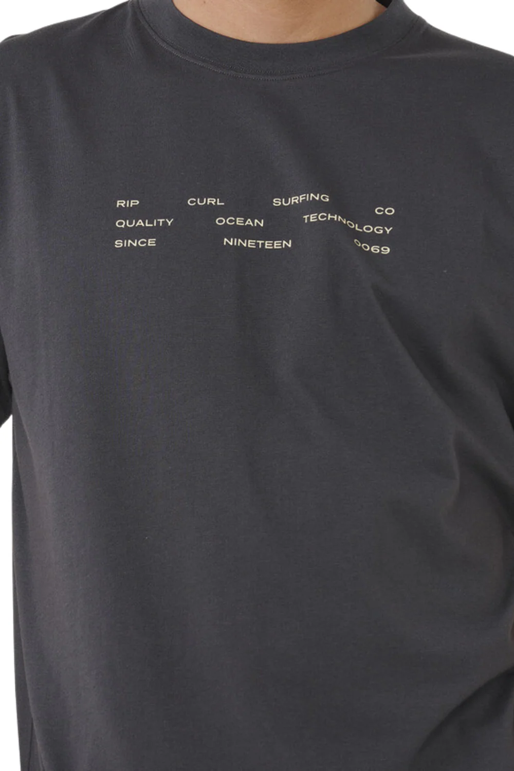 Rip Curl Vaporcool 3 Stacks T-Shirt Washed Black - Image 4