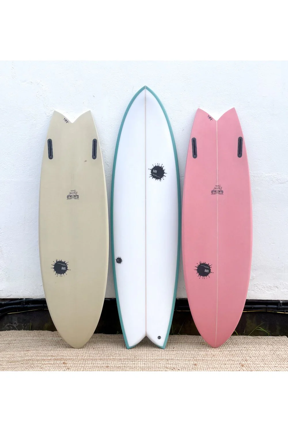Tiki Custom Surfboard - 5'8 Parrot Twin - Clear - Image 3